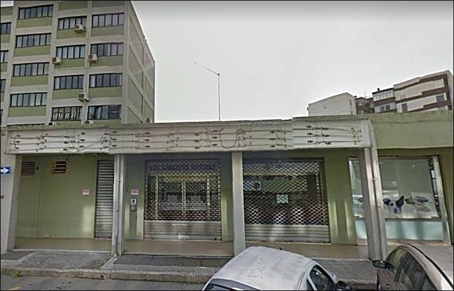 “Mia mamma fa 8 ore di fila in farmacia in via Peretti, ma il farmaco non c’è”