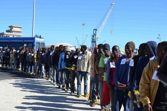 Oristano, Prefettura cerca sei strutture per 800 migranti