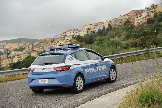 Rapinatore fregato dal GPS della vittima: 45enne fermato dalla polizia