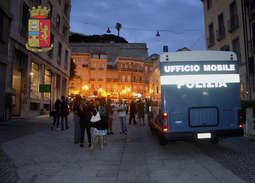“Questo non è amore”, riscontro positivo a Cagliari per la campagna antiviolenza della Polizia