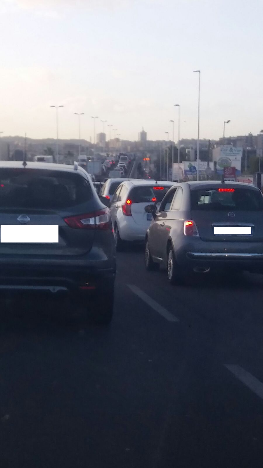 Ingresso a Cagliari, la via crucis quotidiana delle auto: “Traffico e code infinite”