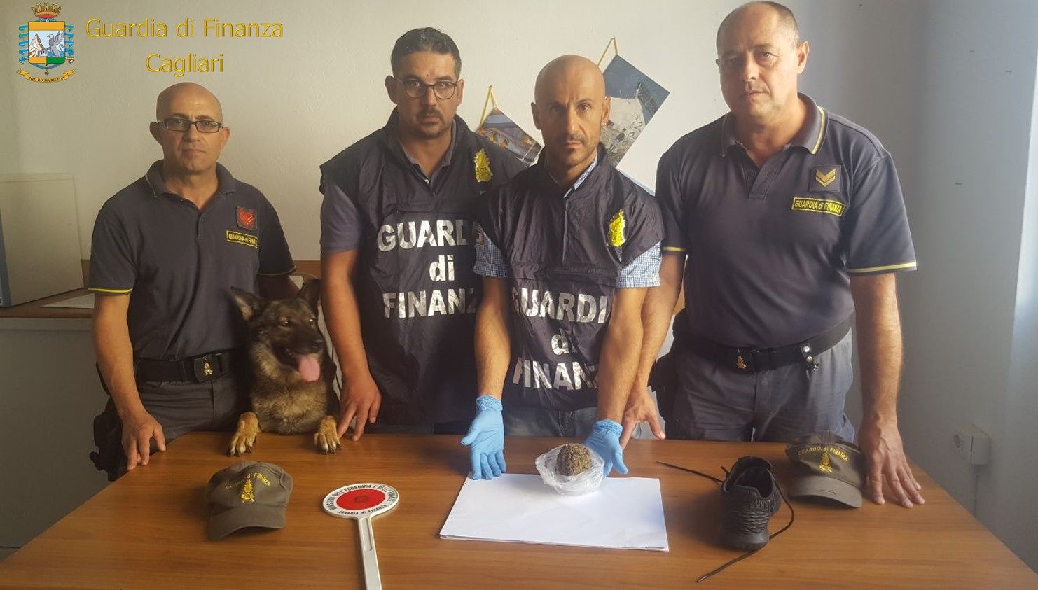 Cagliari, sbarca dalla nave con 60 grammi di marijuana nella valigia: nei guai nigeriano
