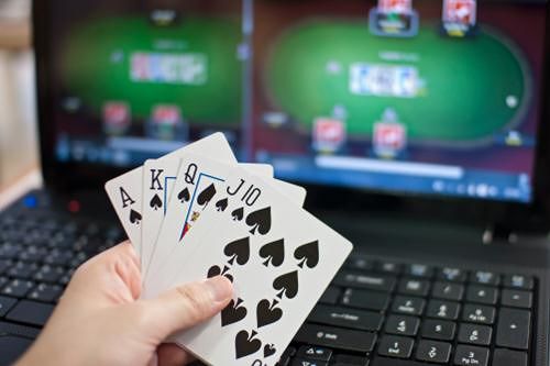 Gioco d’azzardo, crescita record di giocatori in Italia