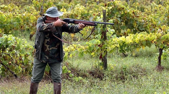 Sinnai, pensionato rapinato del fucile durante una battuta di caccia