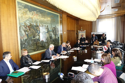 Finanziaria, manovra da 7,7 milioni per investimenti e tasse più basse d’Italia