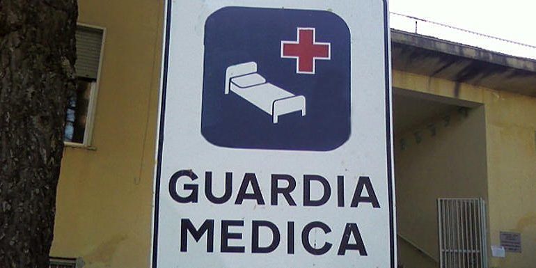 “Mia nonna sta male, odissea assurda nella notte tra le guardie mediche a Cagliari”