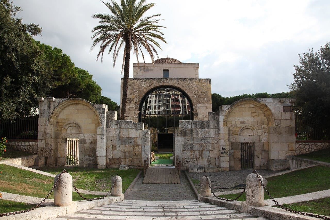 Piazza San Cosimo, la Basilica di San Saturnino apre le porte ai turisti