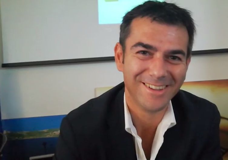 Zedda non smentisce ma ride: “Governare a Roma? Per ora Cagliari. Rimpasto? No, è Natale”