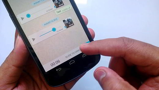 WhatsApp, per registrare i sms vocali (finalmente) non ci vuole più il dito