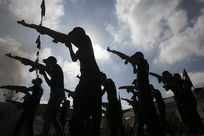 Istigava alla Jihad e al martirio da un carcere sardo: fermato imam algerino