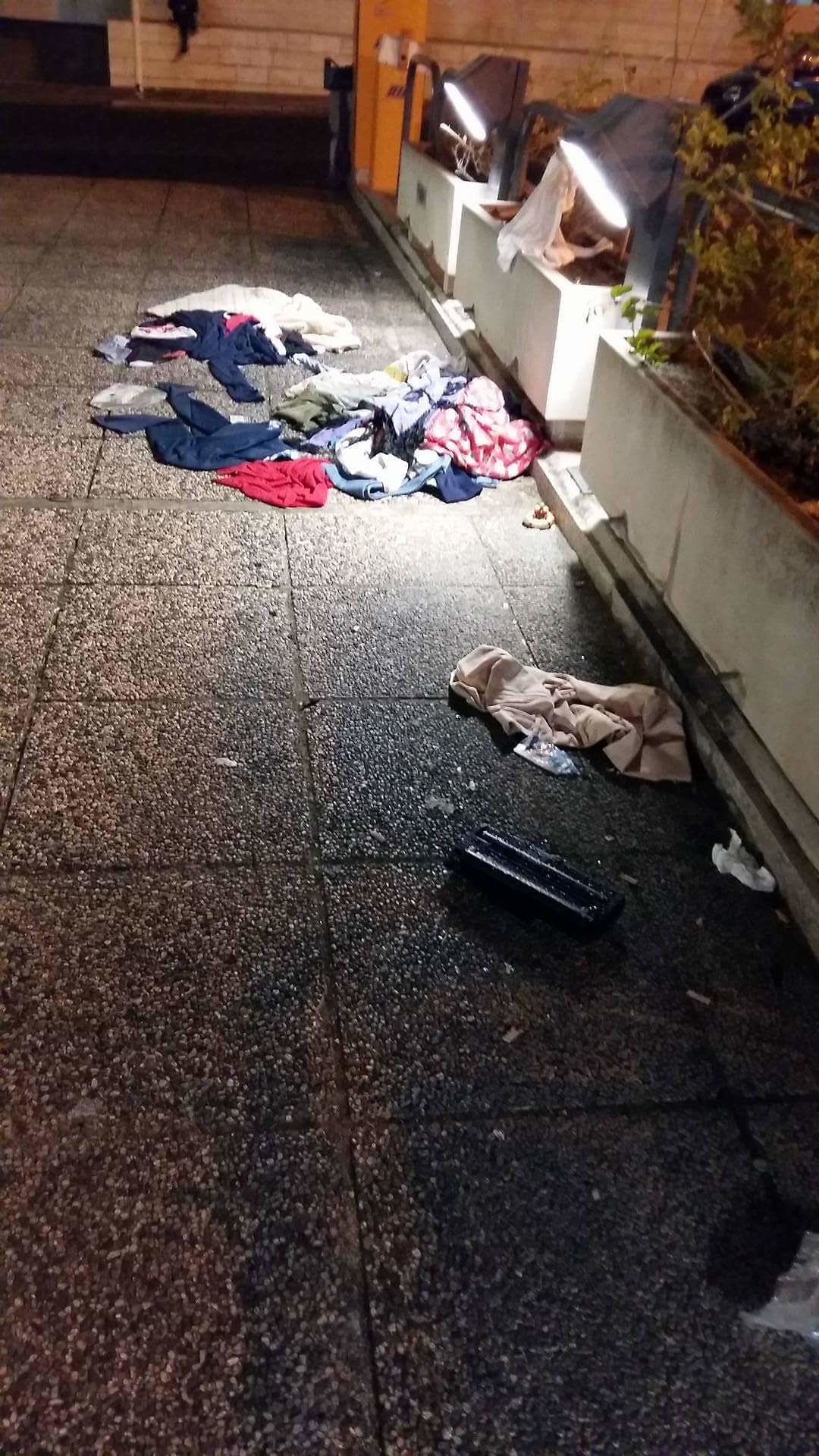 Cagliari, in via Cesare Battisti parcheggio immondezzaio: “Regno delle prostitute”