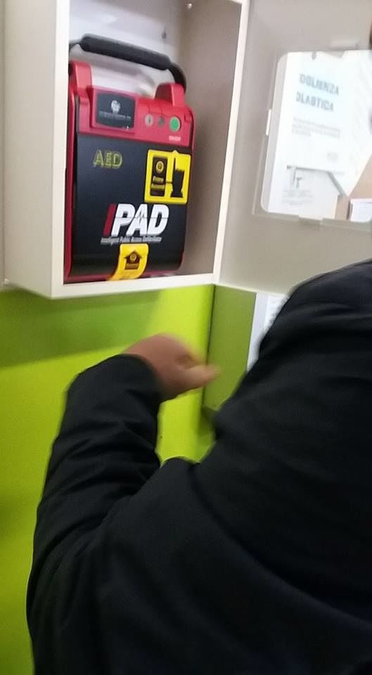 Sestu, svolta sicurezza nelle scuole con mensa: installati i defibrillatori