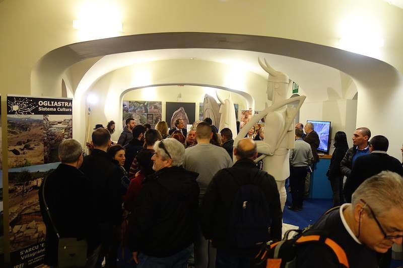 TourismA apre i battenti, a Firenze ancora protagonisti i menhir