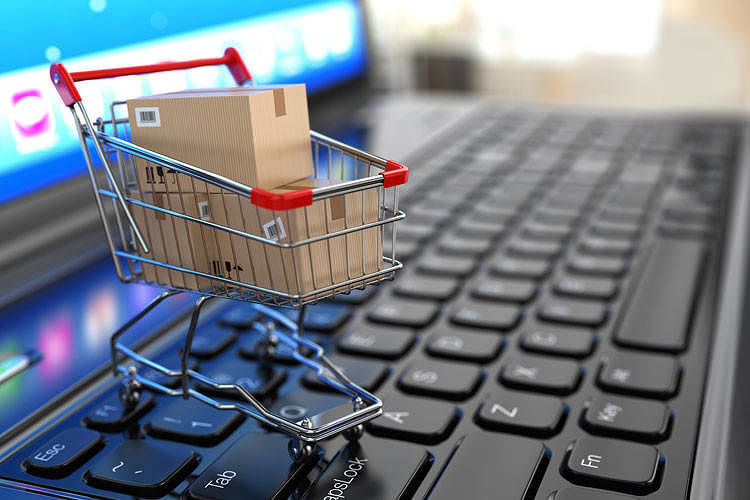 Il commercio in Sardegna risorge su internet: 750 aziende sposano l’e-commerce