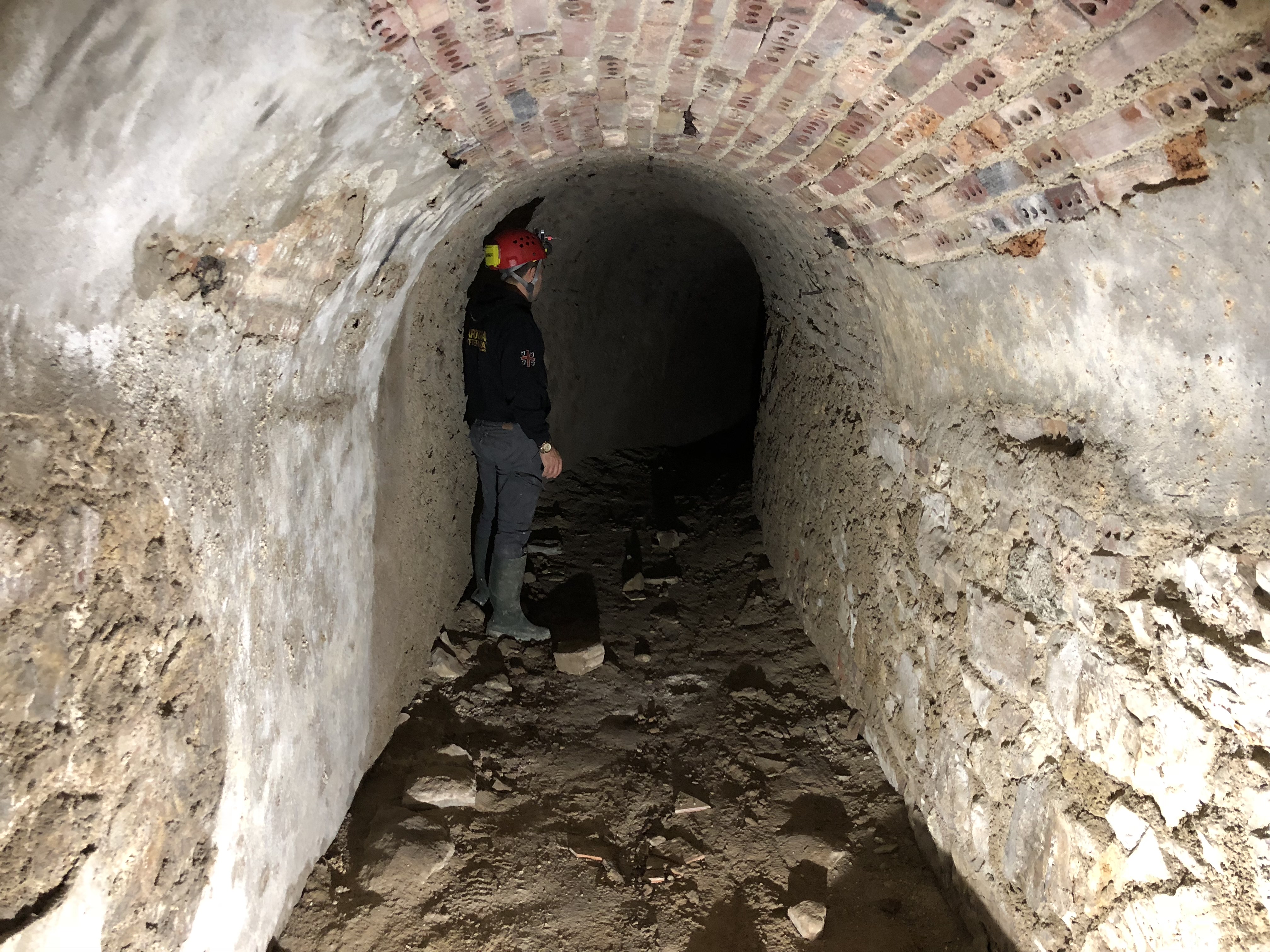 C’è un bunker segreto nel Castello di Sanluri scoperto dai volontari (VIDEO)