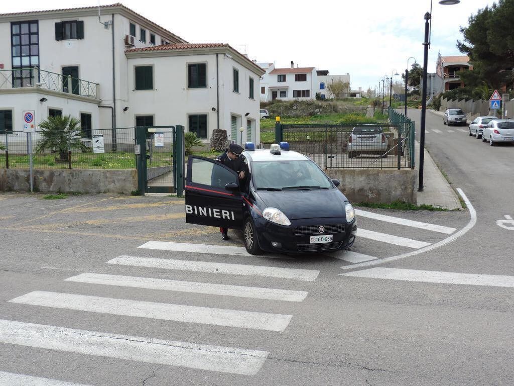 Minacce, lesioni e uccisione di animali: in manette allevatore di Calasetta