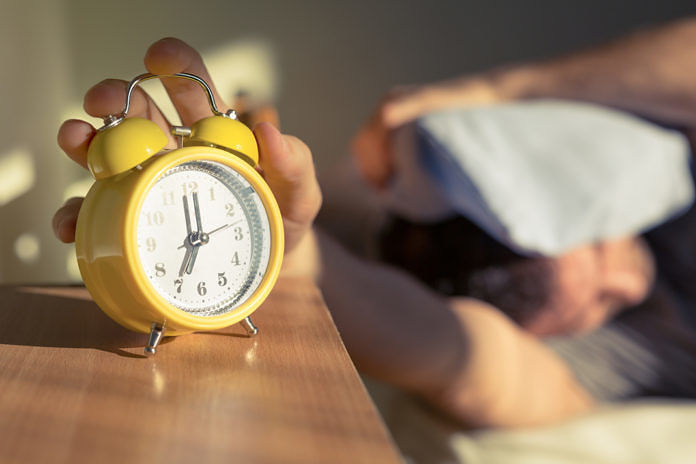 Torna l’ora legale, lancette avanti: ecco quando