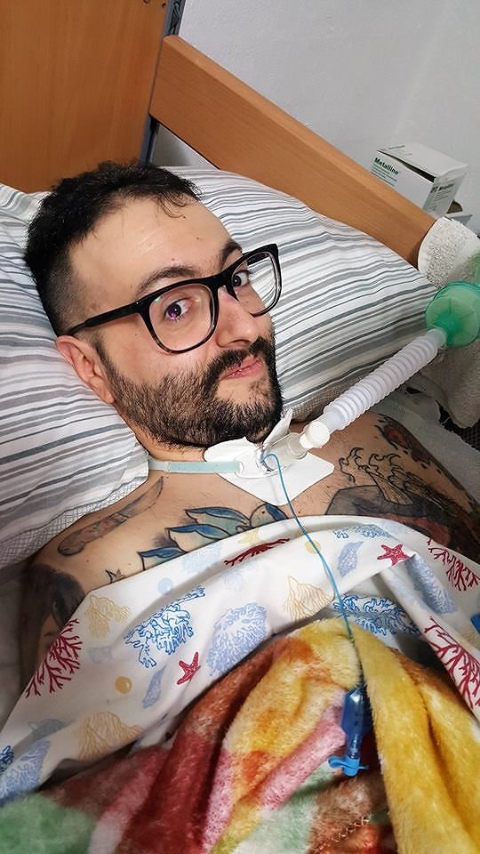 Andrea, affetto da Sla e la sua raccolta fondi per comprare un’ambulanza tecnologica