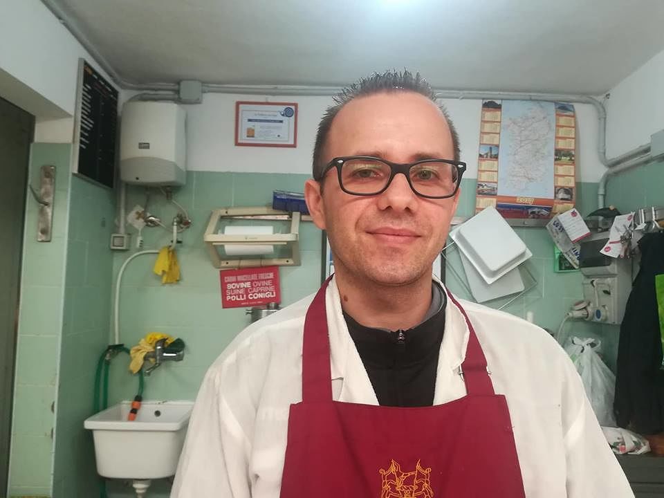 Cagliari, lavori-beffa a Santa Chiara: “Non potrò vendere carne per un mese”