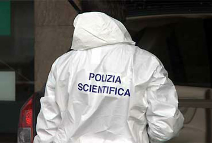 Cagliari, giallo in via San Saturnino: anziana trovata morta, in casa tracce di sangue