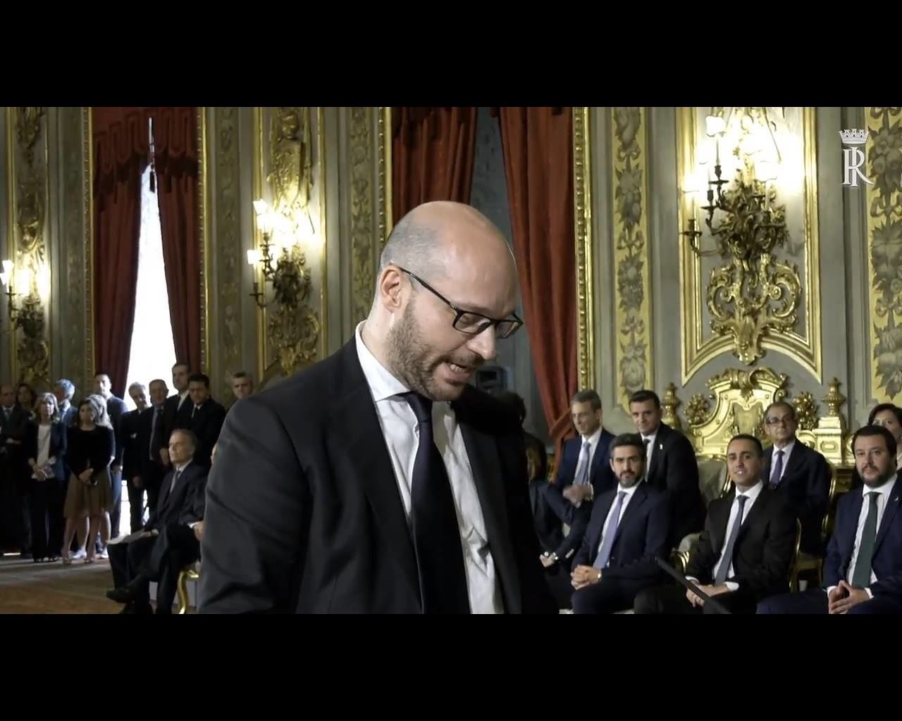 Il neo ministro Fontana: “Coppie gay? la famiglia deve avere una mamma e un papà”