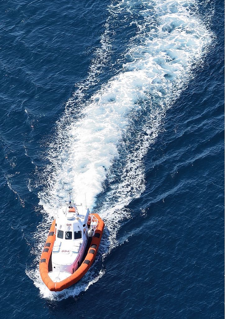 Sardegna, natante imbarca acqua: paura per 5 persone, a bordo anche una bimba