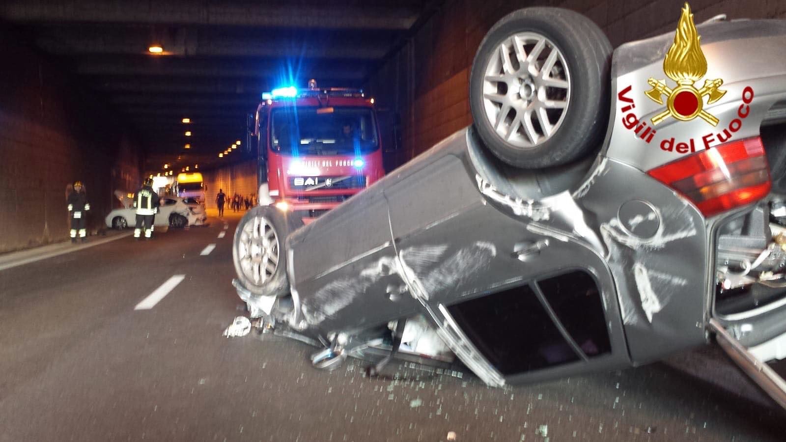 Sardegna, pauroso incidente in galleria sulla 131 dcn: due feriti, uno è grave