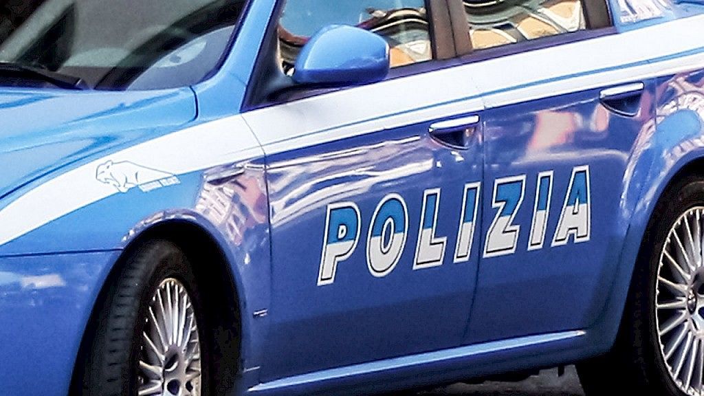 Sciacalli in azione sotto il ponte Morandi a Genova, arrestate 3 donne che cercavano di rubare nelle case