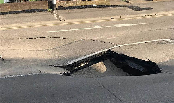 Is Mirrionis, rischio “sink-hole” in via Pastrengo: traffico e sosta vietati per un mese