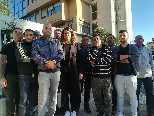 Quartu, la guerra dei lavoratori del verde pubblico: “Torniamo ad accamparci sotto il Comune”