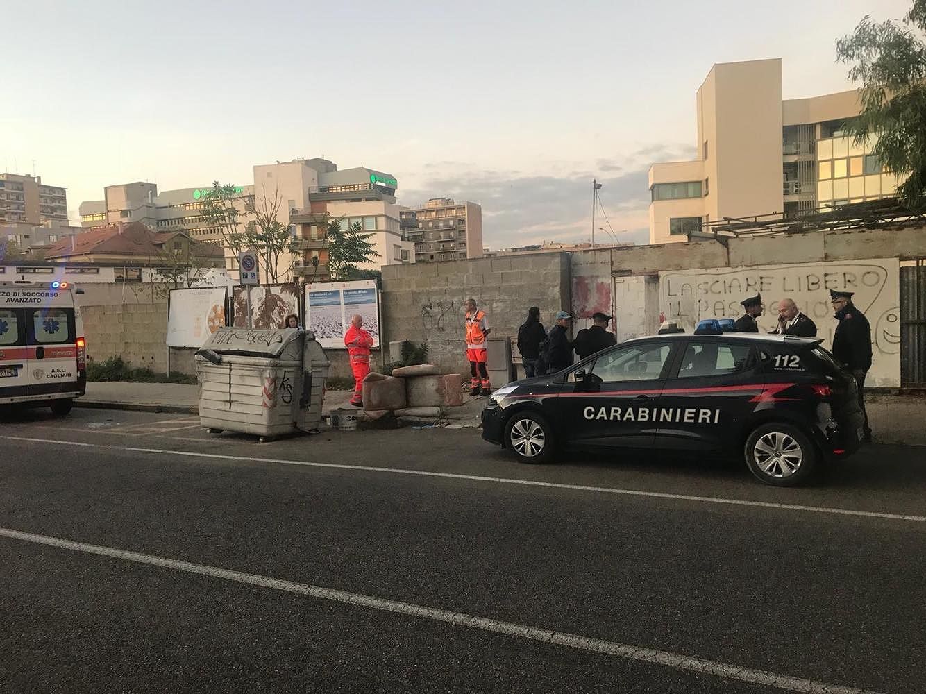 “C’è un uomo morto nella mia roulotte”: giallo a Cagliari