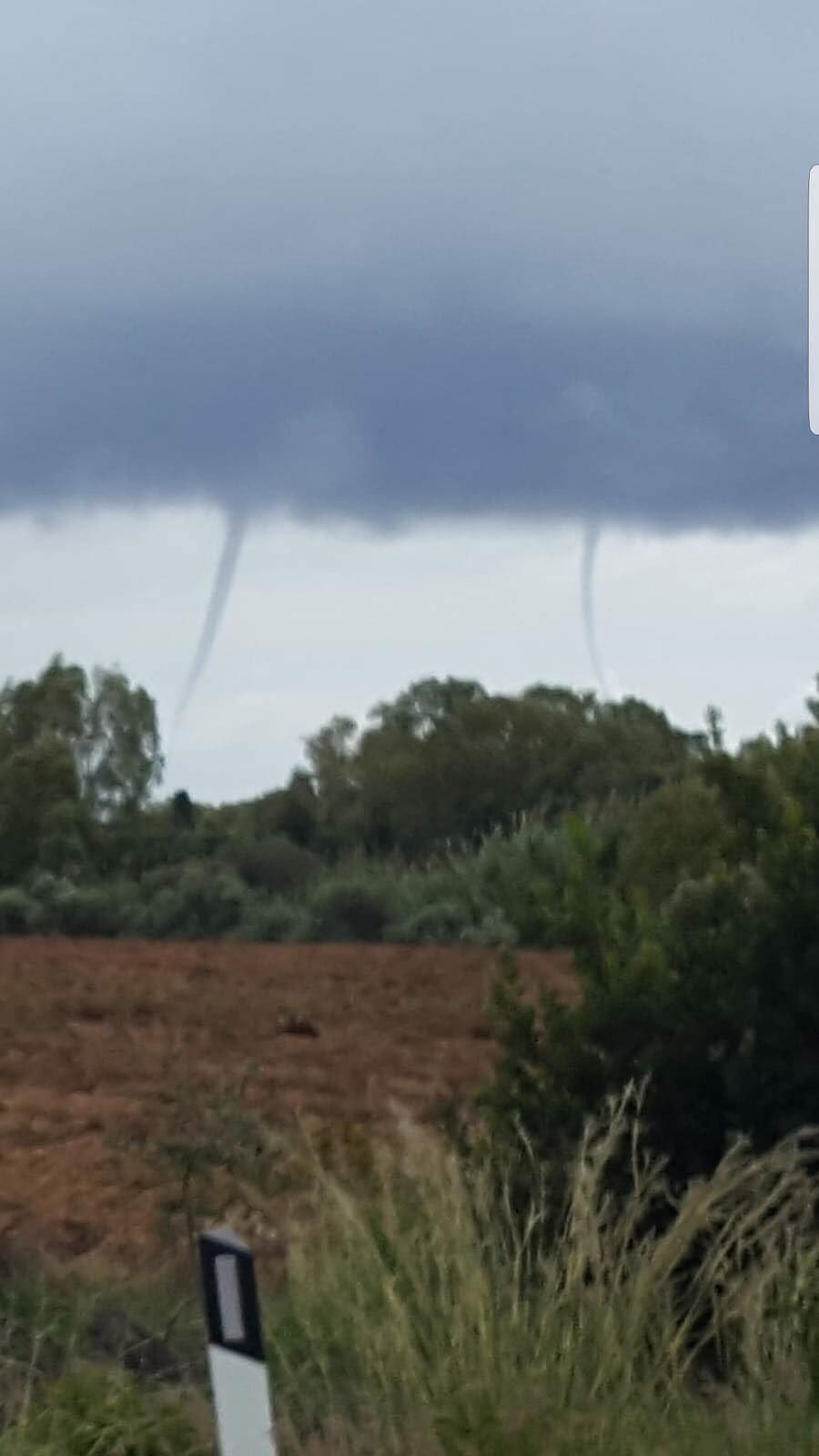 Maltempo: due mini trombe d’aria sul cielo di Santa Margherita di Pula