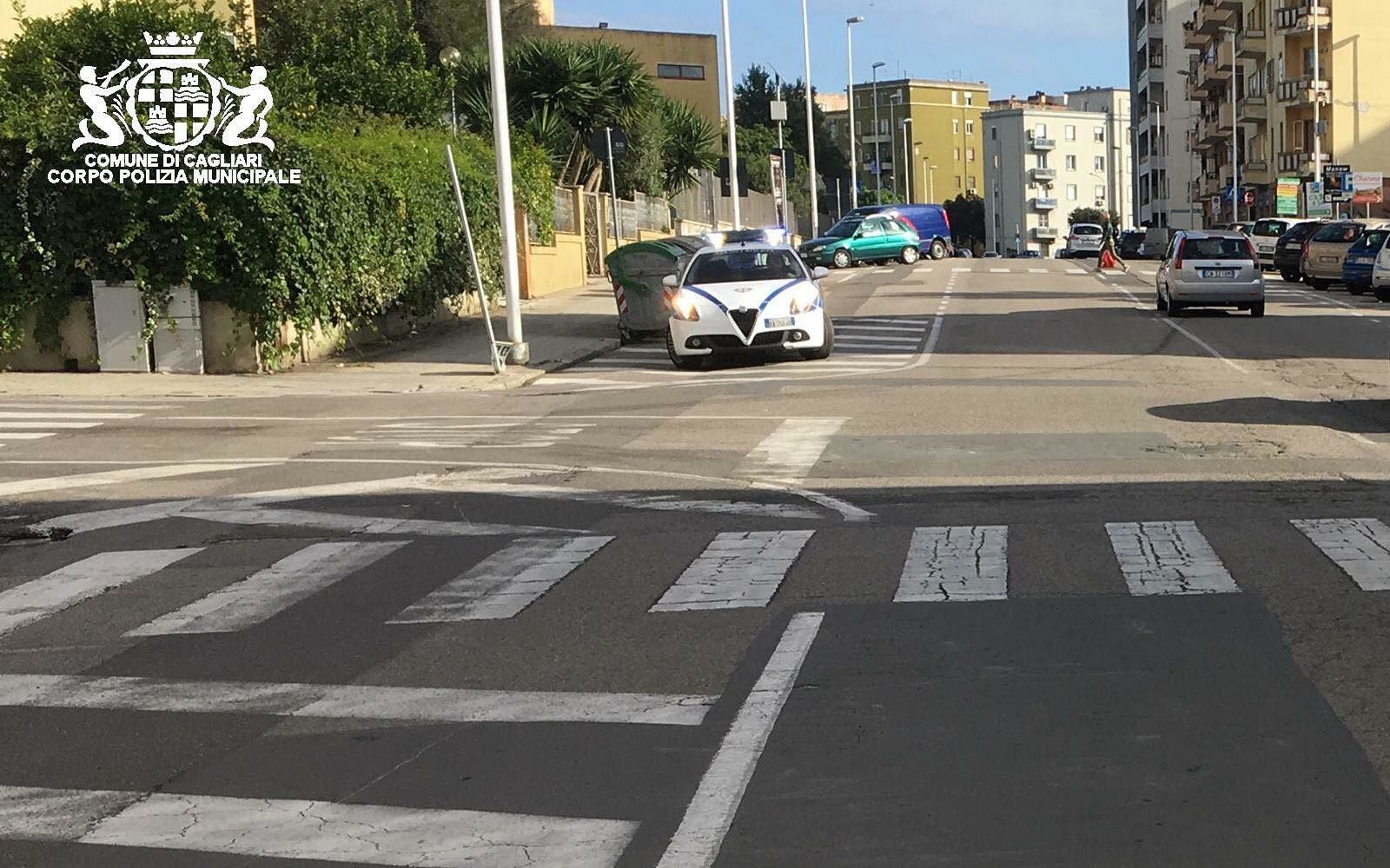 Cagliari, travolto sulle strisce pedonali mentre attraversa: all’ospedale un 15enne