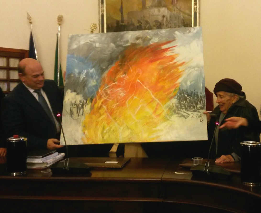 Testimone dell’orrore della guerra, la pittrice Liliana Cano dona un’opera al Comune di Sassari
