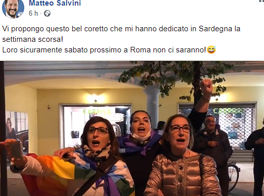 Tortolì, cantano “Bella Ciao” al comizio di Salvini, lui condivide il video: “Vi propongo questo bel coretto”
