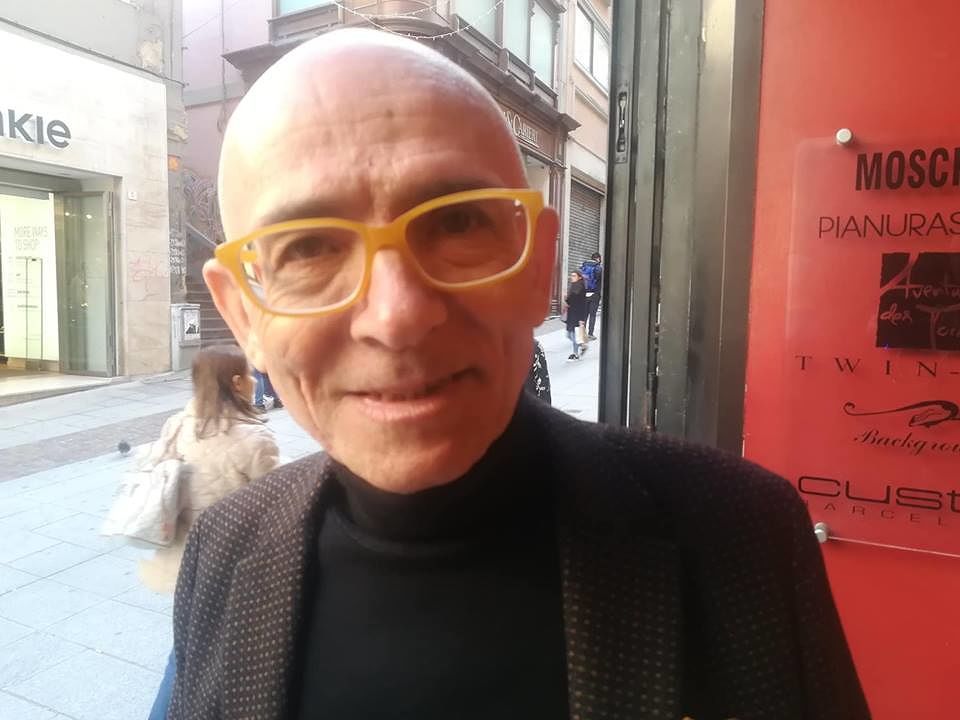 “In via Manno sfrecciano decine di ciclisti ogni giorno, se ne approfittano della zona pedonale”