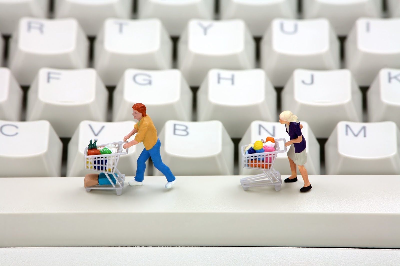 Addio allo Geoblocking, shopping online senza più limiti nell’Ue