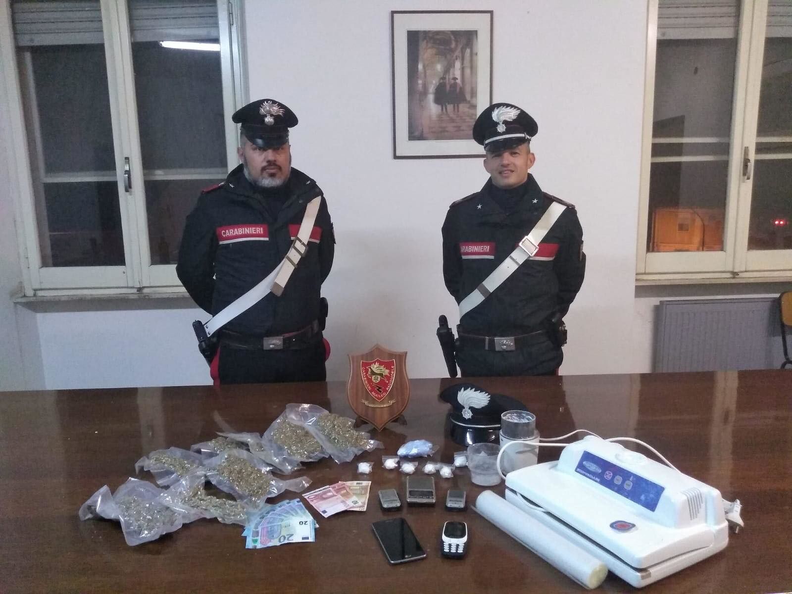Serramanna, 80 grammi di cocaina nell’auto e 4 etti di marijuana in casa: in manette 62enne
