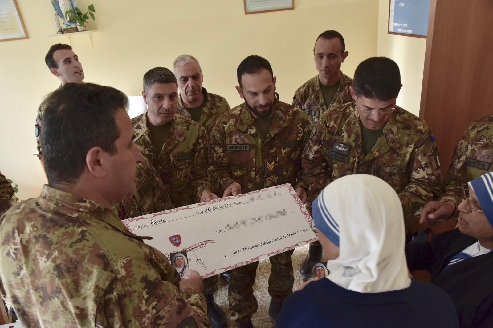 La solidarietà della Brigata Sassari per le ragazze madri del centro Caritas di Primavalle