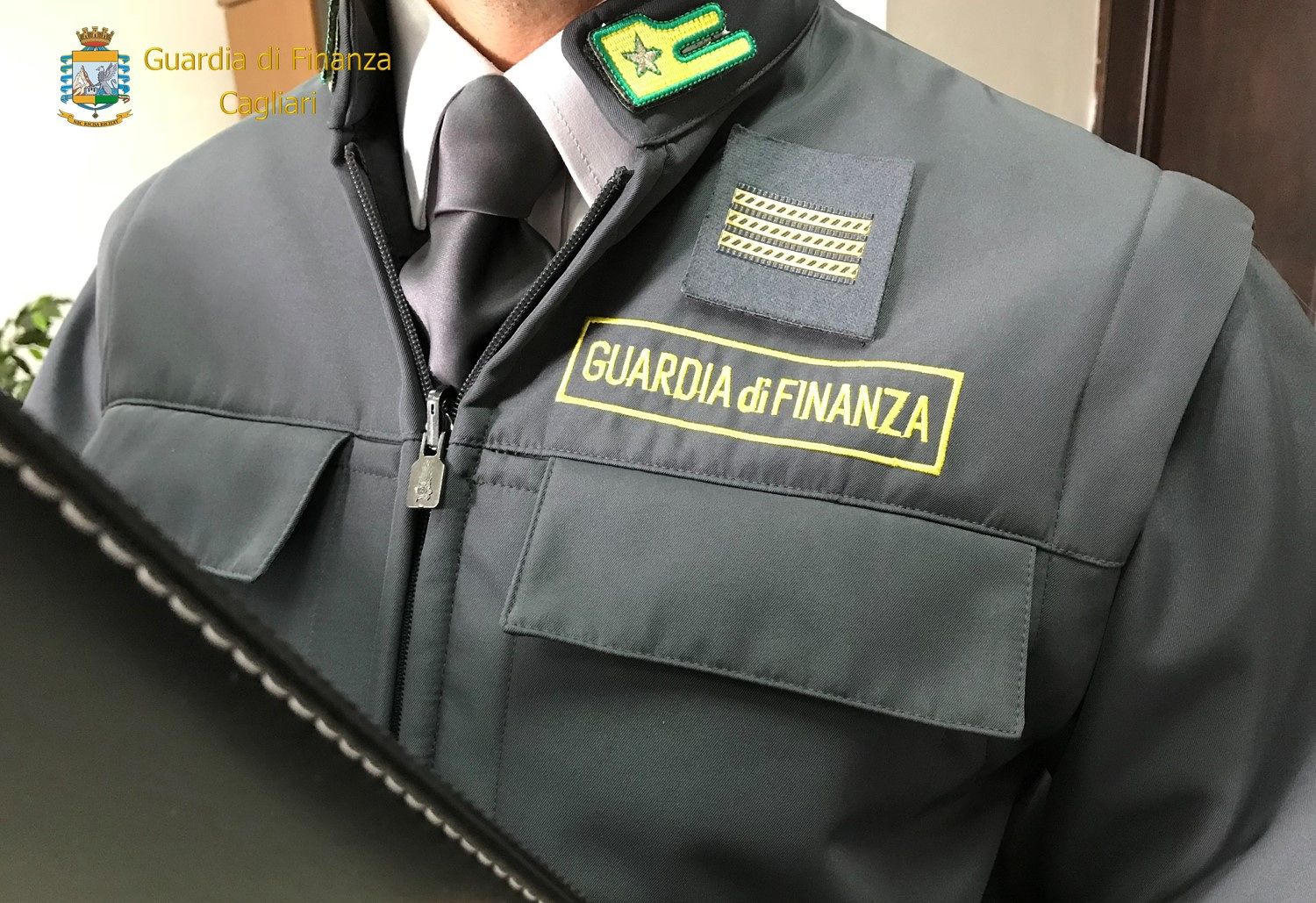 Videopoker illegali e bariste senza contratto, multa da capogiro per un commerciante di Capoterra
