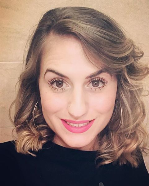 Sara, la donna sarda che oltre l’endometriosi ha incontrato l’amore: “La vita è una sfida, la malattia si può affrontare”