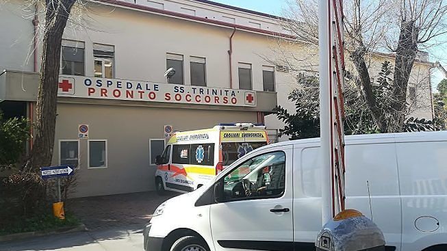 Cagliari, al Ss. Trinità degrado da codice rosso: “Paura continua tra violenze e siringhe”