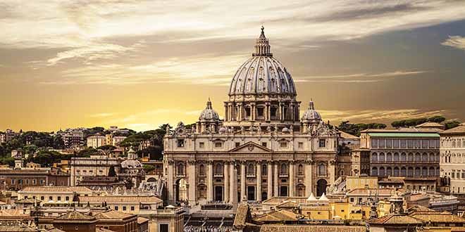 Farmaco introvabile, malato cagliaritano costretto a ordinarlo dall’estero tramite il Vaticano