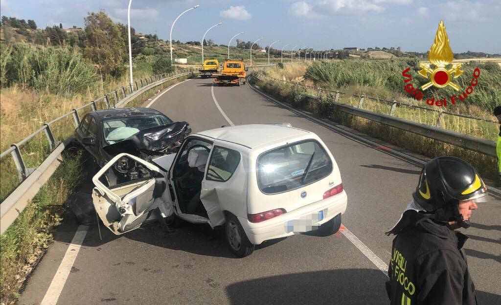 Samassi, tragico scontro sulla circonvallazione: morta una donna di Serramanna