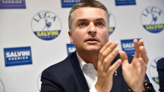 Spese pazze, il viceministro alle Infrastrutture Edoardo Rixi condannato a 3 anni e 5 mesi: dimissioni date a Salvini