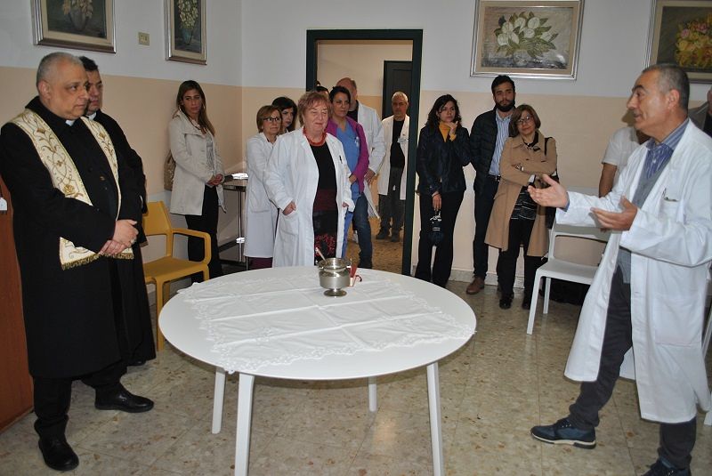 Aou Sassari, nuovi tavoli e poltroncine per il Servizio psichiatrico di diagnosi e cura