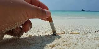 Sardegna, Codacons diffida i prefetti: “Vietare il fumo in tutte le spiagge”