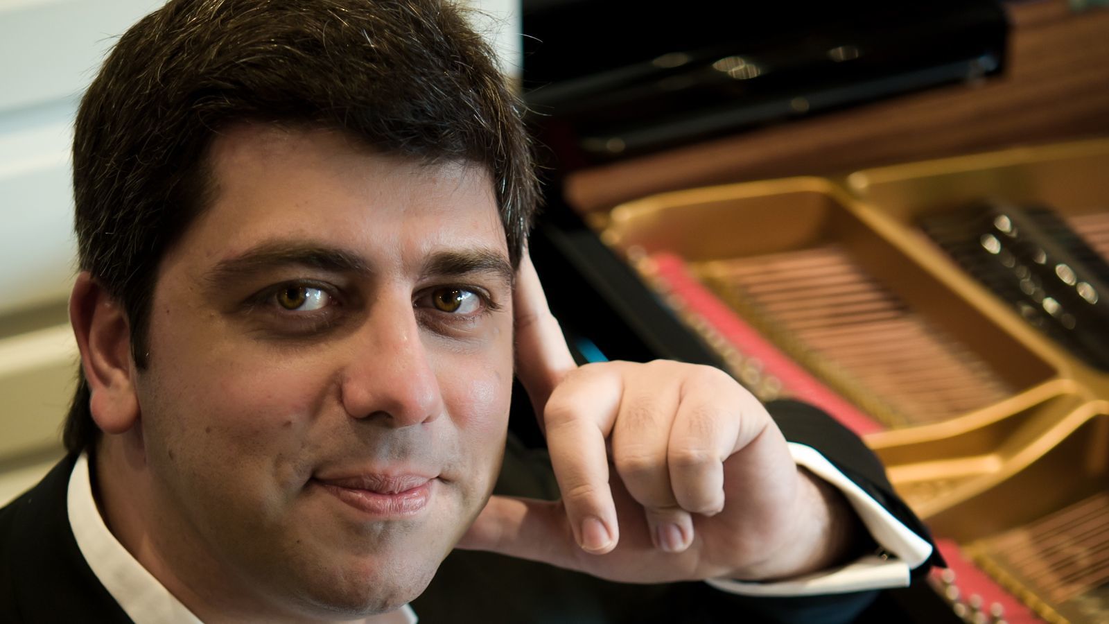Cagliari, l’eccezionale pianista Patrick Fayad chiude la terza edizione di 5×88