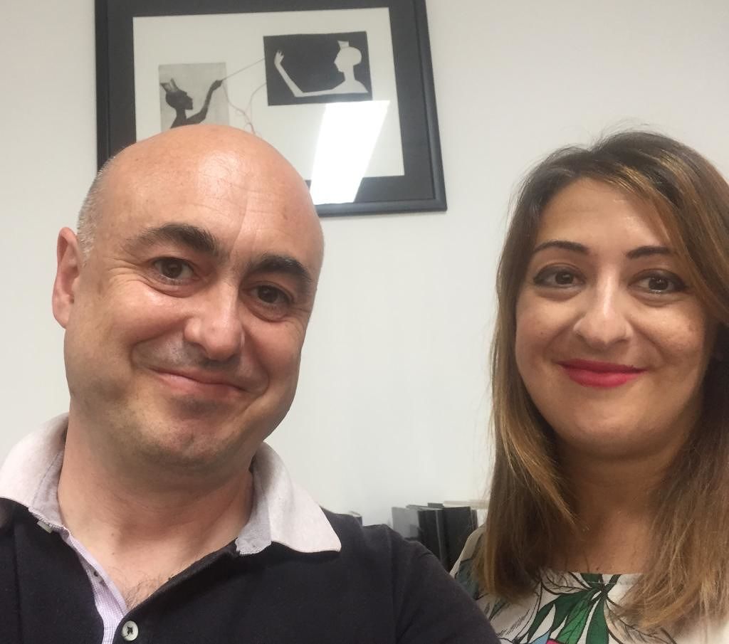 Cagliari, accuse razziste e sessiste contro una consigliera e una giornalista: ora basta con la violenza sui social