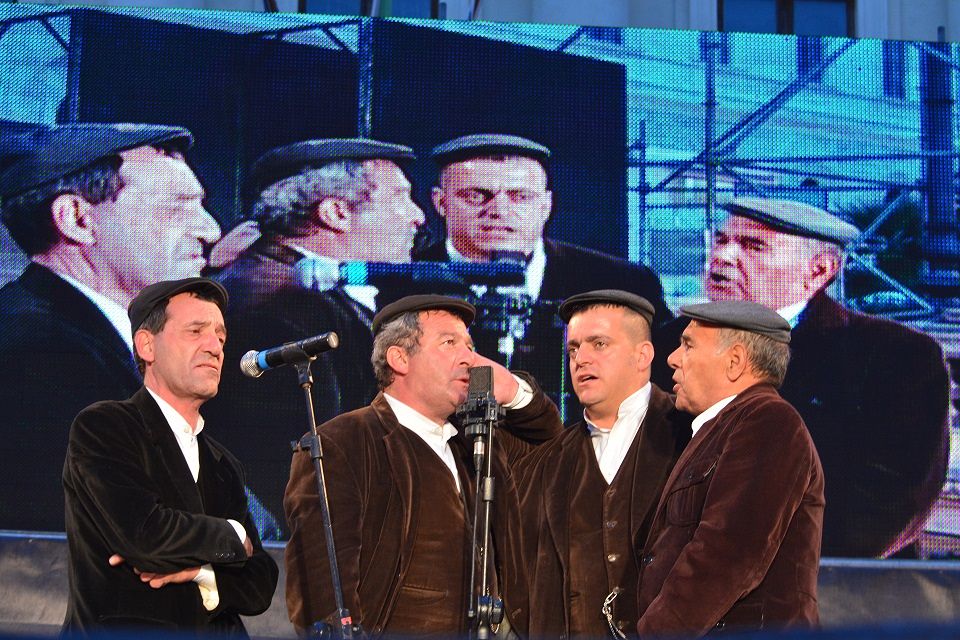 Gli Huun-Huur-Tu e i Tenores di Bitti in concerto nel tempio ipogeico di Sa Scaba ‘e Cresia